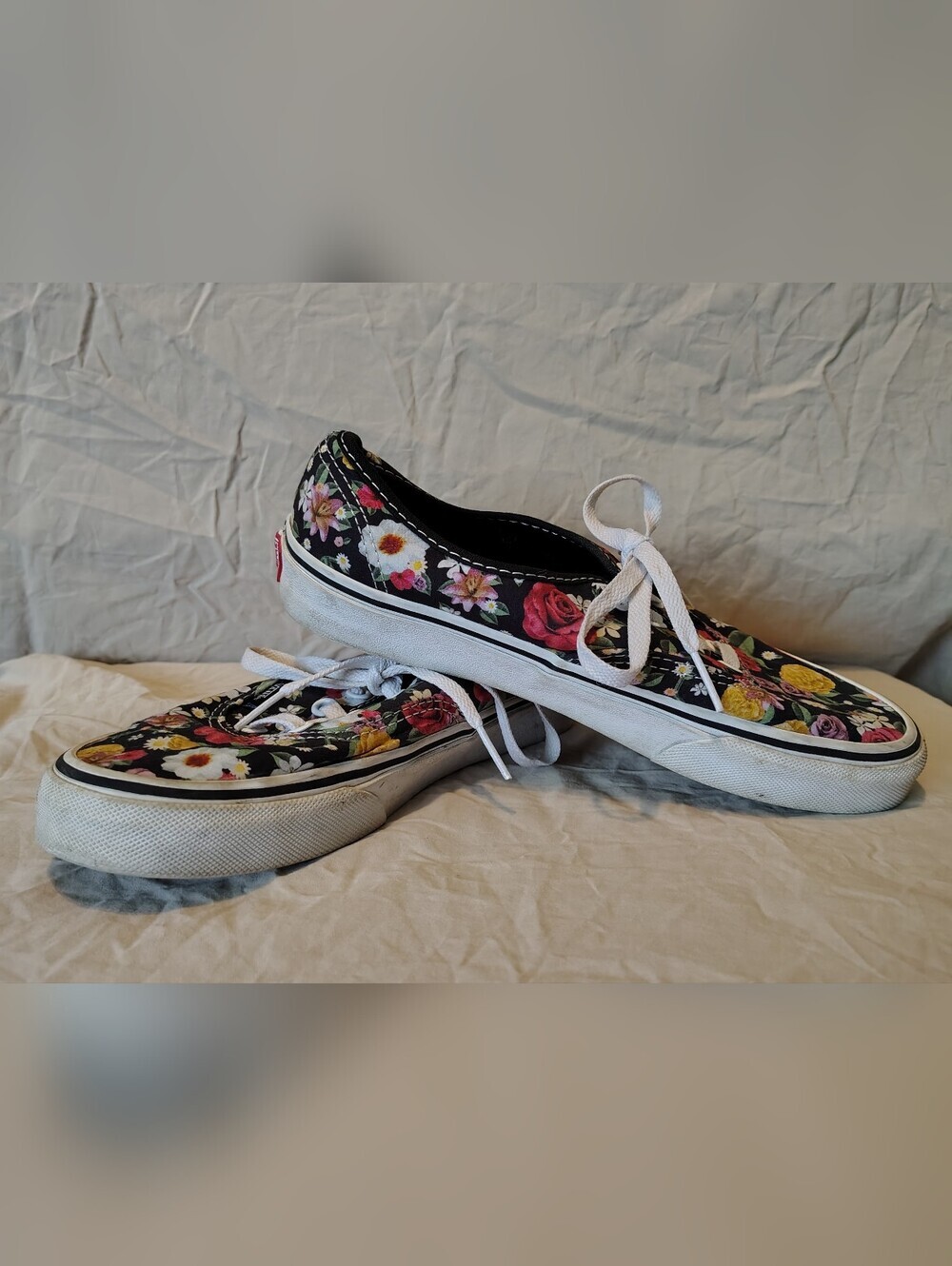 Vans Authentic Lux Floral Canvas Low-Top Sneakers Black & Multicolor Flowers - Picture 6 of 11